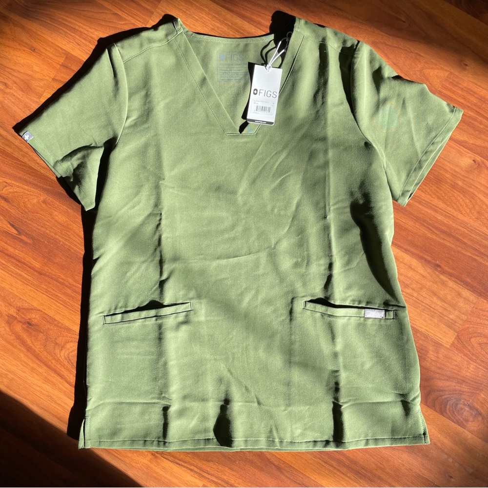 Figs, Dark Olive scrubs top, women’s M